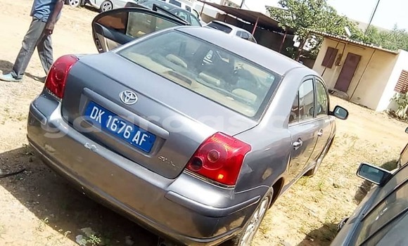 Acheter Occasion Voiture Toyota Avensis Bleu à Dakar, Dakar Acheter Occasion Voiture Toyota Avensis Bleu à Dakar, Dakar