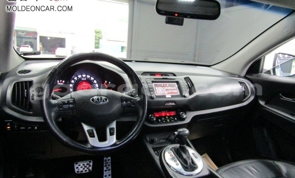 Acheter Occasion Voiture Kia Sportage Blanc à Dakar, Dakar Acheter Occasion Voiture Kia Sportage Blanc à Dakar, Dakar