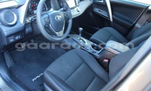 Acheter Occasion Voiture Toyota RAV4 Autre à Dakar, Dakar Acheter Occasion Voiture Toyota RAV4 Autre à Dakar, Dakar