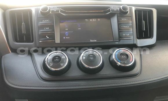 Acheter Occasion Voiture Toyota RAV4 Noir à Bambey, Diourbel Acheter Occasion Voiture Toyota RAV4 Noir à Bambey, Diourbel