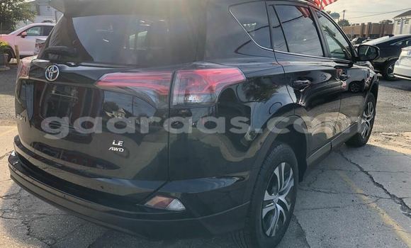 Acheter Occasion Voiture Toyota RAV4 Noir à Bambey, Diourbel Acheter Occasion Voiture Toyota RAV4 Noir à Bambey, Diourbel