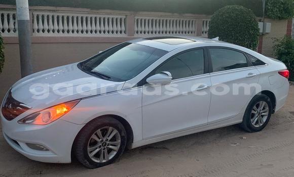 Dieundeu Imported Hyundai Sonata White Auto in Dakar in Dakar Dieundeu Imported Hyundai Sonata White Auto in Dakar in Dakar