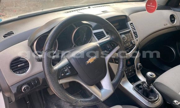 Acheter Occasion Voiture Chevrolet Cruze Blanc à Dakar, Dakar Acheter Occasion Voiture Chevrolet Cruze Blanc à Dakar, Dakar