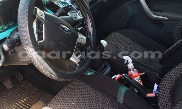 Acheter Occasion Voiture Ford Fiesta Noir à Dakar, Dakar Acheter Occasion Voiture Ford Fiesta Noir à Dakar, Dakar