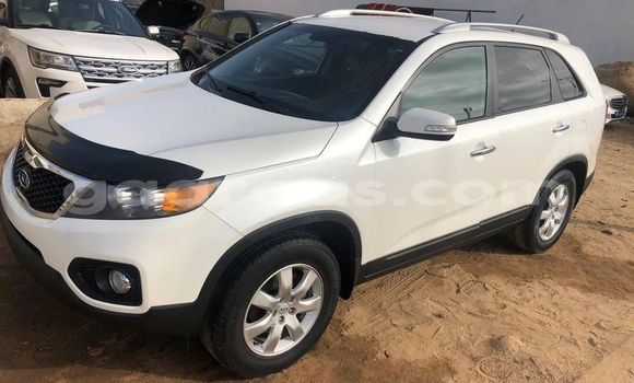 Acheter Occasion Voiture Kia Sorento Blanc à Dakar, Dakar Acheter Occasion Voiture Kia Sorento Blanc à Dakar, Dakar