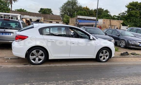 Acheter Occasion Voiture Chevrolet Cruze Blanc à Dakar, Dakar Acheter Occasion Voiture Chevrolet Cruze Blanc à Dakar, Dakar