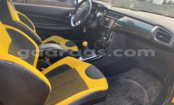 Acheter Occasion Voiture Citroen DS3 Autre à Dakar, Dakar Acheter Occasion Voiture Citroen DS3 Autre à Dakar, Dakar