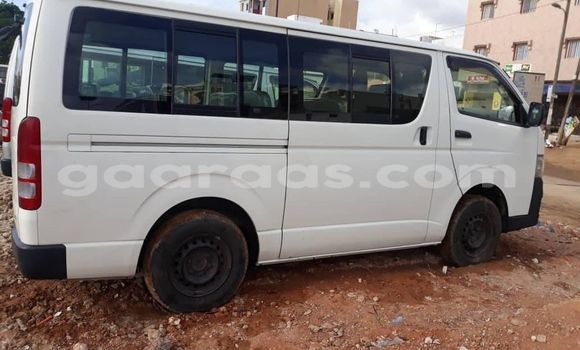 Acheter Occasion Voiture Toyota Hiace Gris à Dakar, Dakar Acheter Occasion Voiture Toyota Hiace Gris à Dakar, Dakar