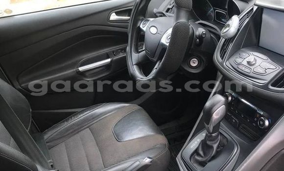 Acheter Occasion Voiture Ford Escape Blanc à Dakar, Dakar Acheter Occasion Voiture Ford Escape Blanc à Dakar, Dakar