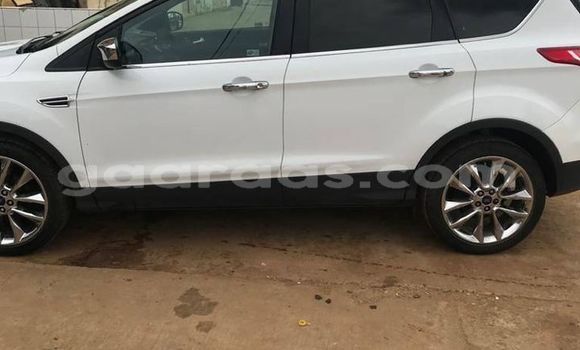 Acheter Occasion Voiture Ford Escape Blanc à Dakar, Dakar Acheter Occasion Voiture Ford Escape Blanc à Dakar, Dakar