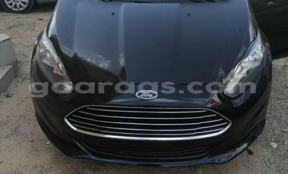 Acheter Occasion Voiture Ford Fiesta Noir à Dakar, Dakar Acheter Occasion Voiture Ford Fiesta Noir à Dakar, Dakar