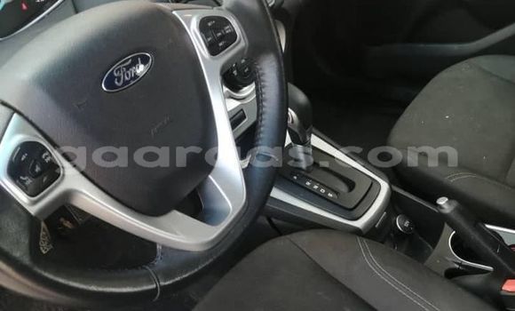 Acheter Occasion Voiture Ford Fiesta Noir à Dakar, Dakar Acheter Occasion Voiture Ford Fiesta Noir à Dakar, Dakar