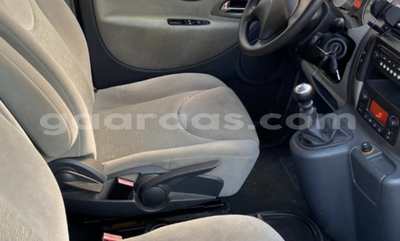 Buy Used Citroen Jumpy White Car in Dakar in Dakar Buy Used Citroen Jumpy White Car in Dakar in Dakar