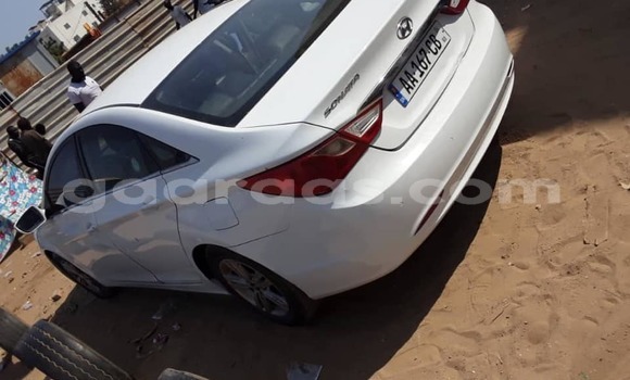 Acheter Occasion Voiture Hyundai Sonata Blanc à Dakar, Dakar Acheter Occasion Voiture Hyundai Sonata Blanc à Dakar, Dakar
