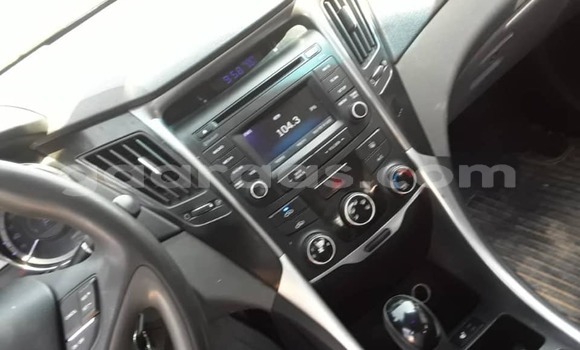 Acheter Occasion Voiture Hyundai Sonata Blanc à Dakar, Dakar Acheter Occasion Voiture Hyundai Sonata Blanc à Dakar, Dakar