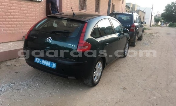 Acheter Occasion Voiture Citroen C4 Vert à Dakar, Dakar Acheter Occasion Voiture Citroen C4 Vert à Dakar, Dakar