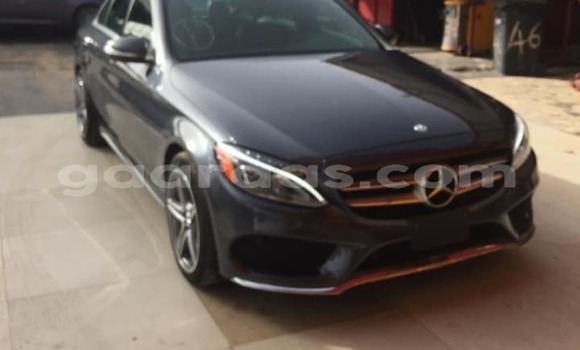 Acheter Occasion Voiture Mercedes‒Benz C–Class Noir à Dakar, Dakar Acheter Occasion Voiture Mercedes‒Benz C–Class Noir à Dakar, Dakar