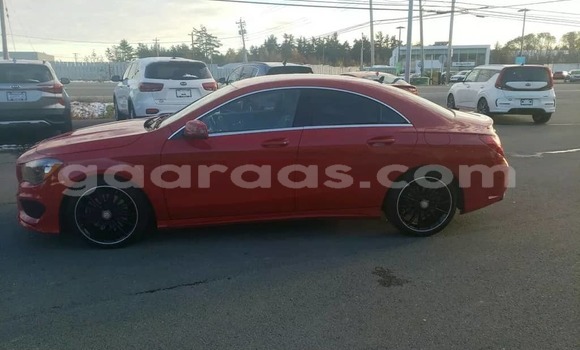 Acheter Occasion Voiture Mercedes‒Benz CLA-klasse Rouge à Dakar, Dakar Acheter Occasion Voiture Mercedes‒Benz CLA-klasse Rouge à Dakar, Dakar