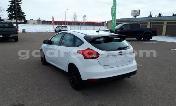 Acheter Occasion Voiture Ford Focus Blanc à Dakar, Dakar Acheter Occasion Voiture Ford Focus Blanc à Dakar, Dakar