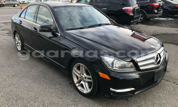 Acheter Occasion Voiture Mercedes‒Benz C–Class Noir à Dakar, Dakar Acheter Occasion Voiture Mercedes‒Benz C–Class Noir à Dakar, Dakar