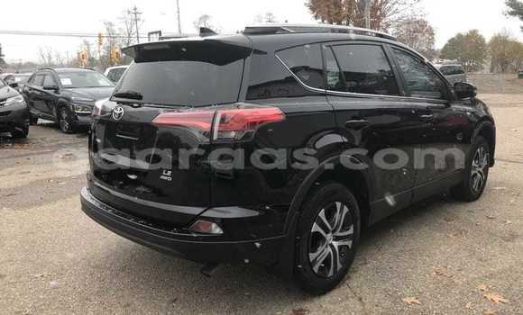 Acheter Occasion Voiture Toyota RAV4 Noir à Dakar, Dakar Acheter Occasion Voiture Toyota RAV4 Noir à Dakar, Dakar