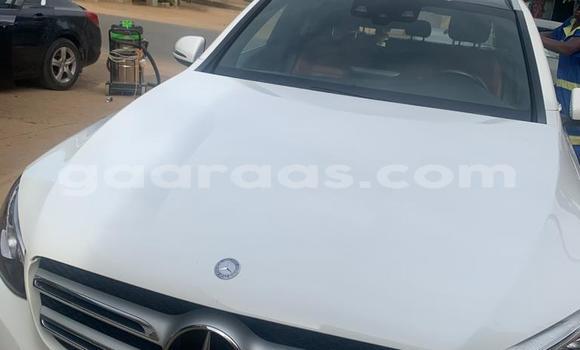 Acheter Import Voiture Mercedes‒Benz GLC Coupe Blanc à Dakar, Dakar Acheter Import Voiture Mercedes‒Benz GLC Coupe Blanc à Dakar, Dakar