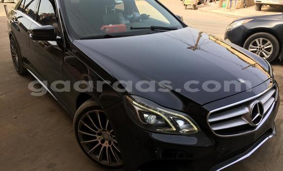 Acheter Occasion Voiture Mercedes‒Benz E–Class Noir à Dakar, Dakar Acheter Occasion Voiture Mercedes‒Benz E–Class Noir à Dakar, Dakar