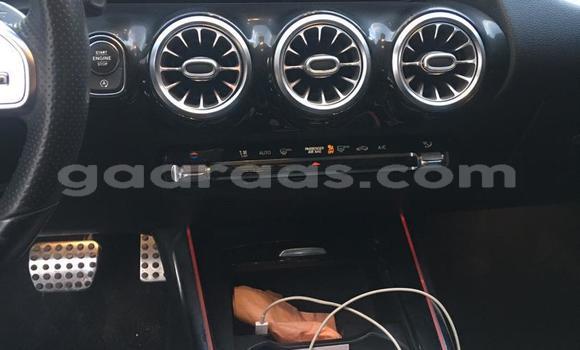 Acheter Occasion Voiture Mercedes‒Benz E–Class Noir à Dakar, Dakar Acheter Occasion Voiture Mercedes‒Benz E–Class Noir à Dakar, Dakar