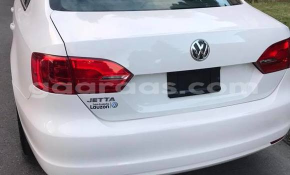 Acheter Occasion Voiture Volkswagen Jetta Blanc à Dakar, Dakar Acheter Occasion Voiture Volkswagen Jetta Blanc à Dakar, Dakar