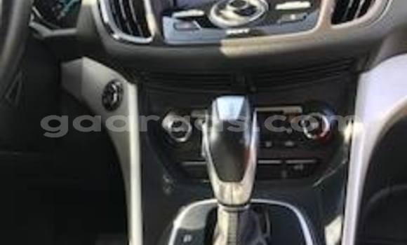 Acheter Occasion Voiture Ford Escape Blanc à Dakar, Dakar Acheter Occasion Voiture Ford Escape Blanc à Dakar, Dakar