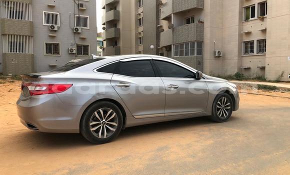 Acheter Import Voiture Hyundai Grandeur Gris à Dakar, Dakar Acheter Import Voiture Hyundai Grandeur Gris à Dakar, Dakar