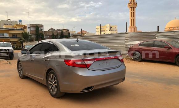 Acheter Import Voiture Hyundai Grandeur Gris à Dakar, Dakar Acheter Import Voiture Hyundai Grandeur Gris à Dakar, Dakar