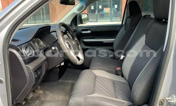 Acheter Occasion Voiture Toyota Tundra Gris à Dakar, Dakar Acheter Occasion Voiture Toyota Tundra Gris à Dakar, Dakar