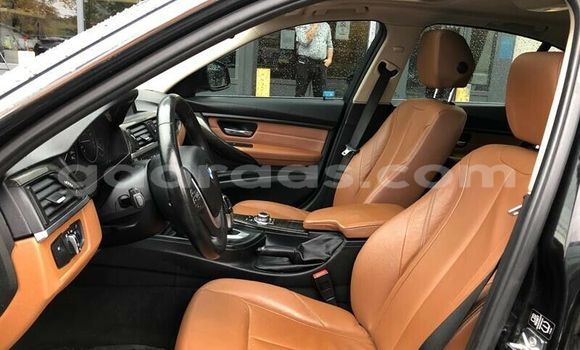 Acheter Occasion Voiture BMW 3–Series Noir à Dakar, Dakar Acheter Occasion Voiture BMW 3–Series Noir à Dakar, Dakar