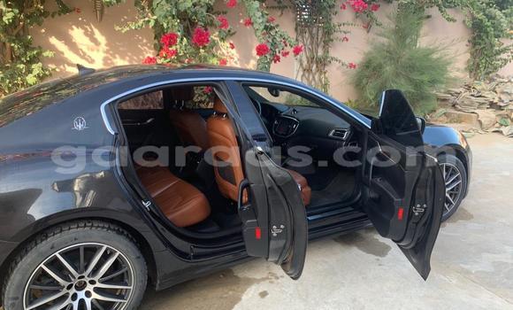 Acheter Import Voiture Maserati Ghibli Noir à Dakar, Dakar Acheter Import Voiture Maserati Ghibli Noir à Dakar, Dakar