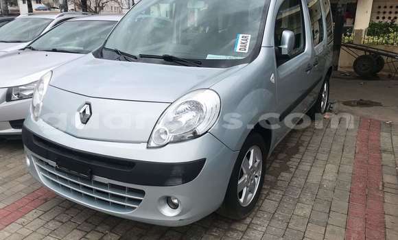 Buy Used Renault Duster Silver Car in Dakar in Dakar