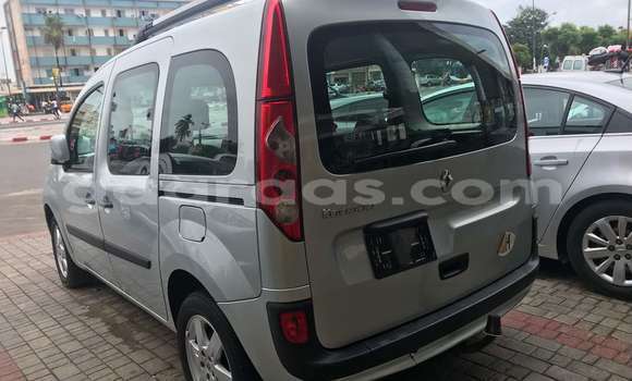 Buy Used Renault Duster Silver Car in Dakar in Dakar Buy Used Renault Duster Silver Car in Dakar in Dakar