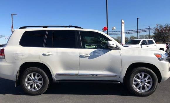 Acheter Occasion Voiture Toyota Land Cruiser Blanc à Dakar, Dakar Acheter Occasion Voiture Toyota Land Cruiser Blanc à Dakar, Dakar