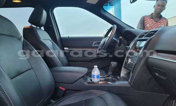 Buy Import Ford Explorer White Car in Dakar in Dakar Buy Import Ford Explorer White Car in Dakar in Dakar