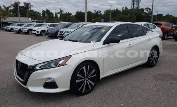 Acheter Occasion Voiture Nissan Altima Blanc à Bakel, Tambacounda Acheter Occasion Voiture Nissan Altima Blanc à Bakel, Tambacounda