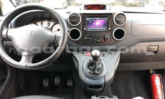 Acheter Occasion Voiture Peugeot 607 Rouge à Dakar, Dakar Acheter Occasion Voiture Peugeot 607 Rouge à Dakar, Dakar