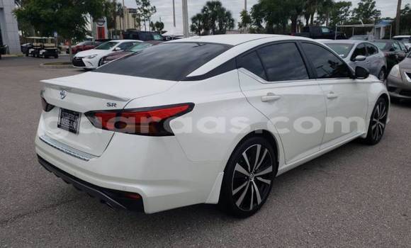 Acheter Occasion Voiture Nissan Altima Blanc à Bakel, Tambacounda Acheter Occasion Voiture Nissan Altima Blanc à Bakel, Tambacounda