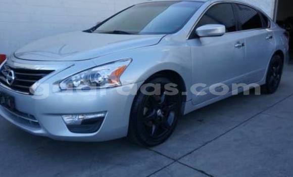 Acheter Occasion Voiture Nissan Altima Gris à Bignona, Ziguinchor Acheter Occasion Voiture Nissan Altima Gris à Bignona, Ziguinchor