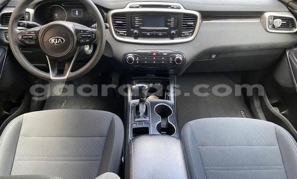 Acheter Occasion Voiture Kia Sorento Blanc à Dakar, Dakar Acheter Occasion Voiture Kia Sorento Blanc à Dakar, Dakar