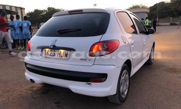 Acheter Occasion Voiture Peugeot 206 Blanc à Dakar, Dakar Acheter Occasion Voiture Peugeot 206 Blanc à Dakar, Dakar