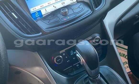 Acheter Occasion Voiture Ford Escape Rouge à Dakar, Dakar Acheter Occasion Voiture Ford Escape Rouge à Dakar, Dakar