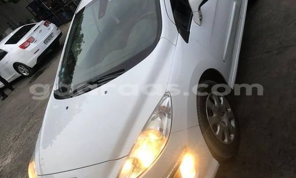 Acheter Occasion Voiture Peugeot 308 Blanc à Dakar, Dakar Acheter Occasion Voiture Peugeot 308 Blanc à Dakar, Dakar