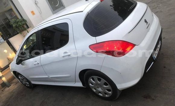 Acheter Occasion Voiture Peugeot 308 Blanc à Dakar, Dakar Acheter Occasion Voiture Peugeot 308 Blanc à Dakar, Dakar