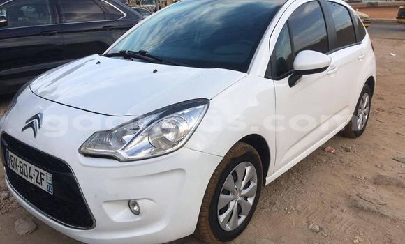 Acheter Occasion Voiture Citroen C3 Blanc à Bakel, Tambacounda Acheter Occasion Voiture Citroen C3 Blanc à Bakel, Tambacounda