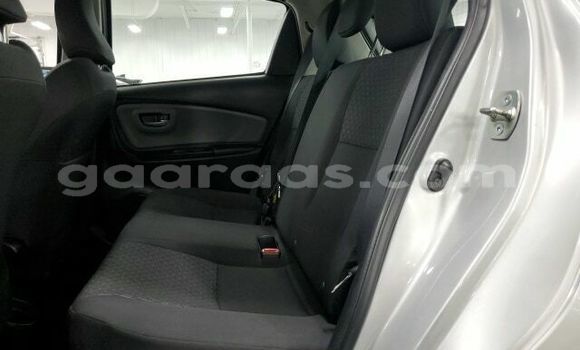 Acheter Occasion Voiture Toyota Yaris Gris à Dakar, Dakar Acheter Occasion Voiture Toyota Yaris Gris à Dakar, Dakar